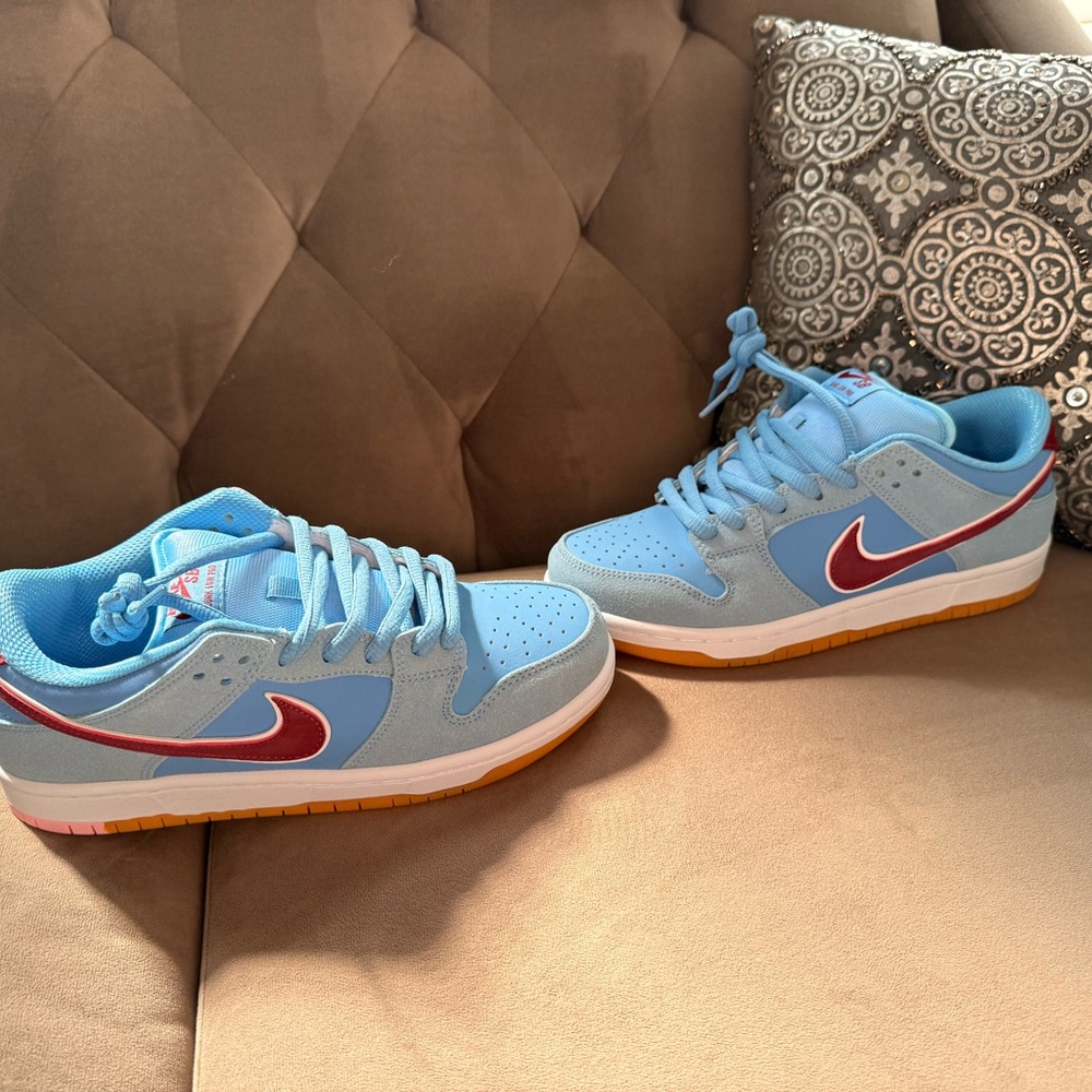 Philadelphia Phillies colored Nike Dunks